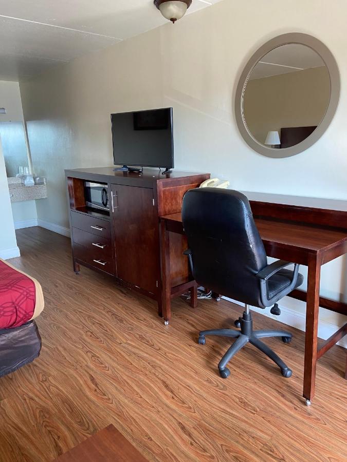 King'S Inn Motel Рединг Екстериор снимка